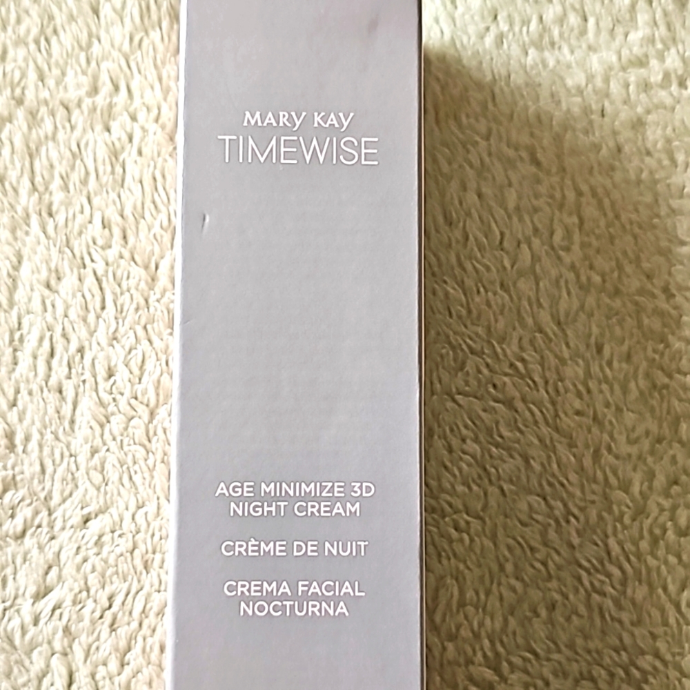 MK Night cream